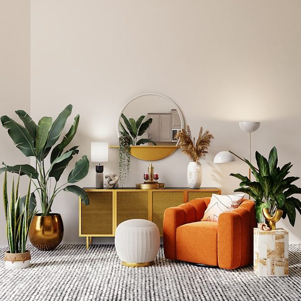 Salon moderne avec fauteuil orange, plantes vertes et mobilier élégant.